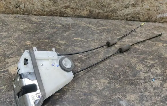 Subaru XV Rear door lock 0782