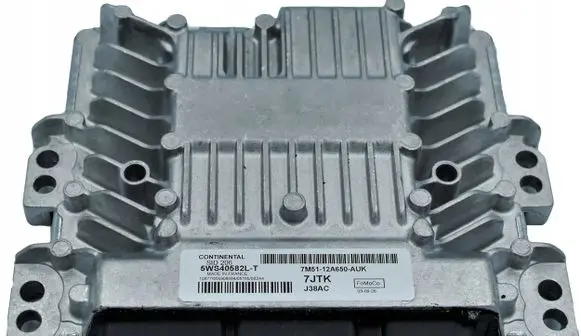 Ford Focus Engine control unit/module 5WS40582LT 7M5112A650AUK 7JTK