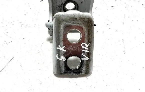 Peugeot 308 Rear door upper hinge 259Y5