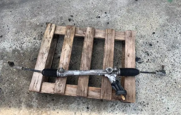 Volkswagen Polo V 6R Steering rack