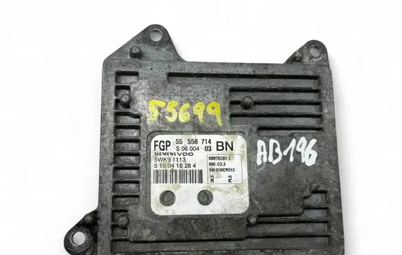Opel Vectra C Engine control unit/module ECU 55558714