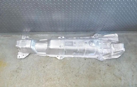 Citroen C4 III e-C4 Exhaust heat shield 9836170780