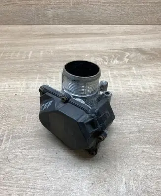 Volkswagen PASSAT CC Throttle valve 03L128063R CFF