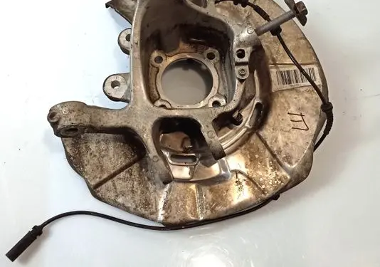 BMW 7 F01 F02 F03 F04 Rear wheel hub 6797447