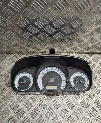 KIA Ceed Speedometer (instrument cluster) 940031H150