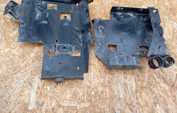 Renault Trafic II (X83) Engine control unit box 8200549909A 8200280363A 93852986