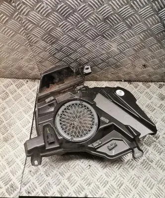 Audi A5 8T 8F Subwoofer speaker 8f0035382