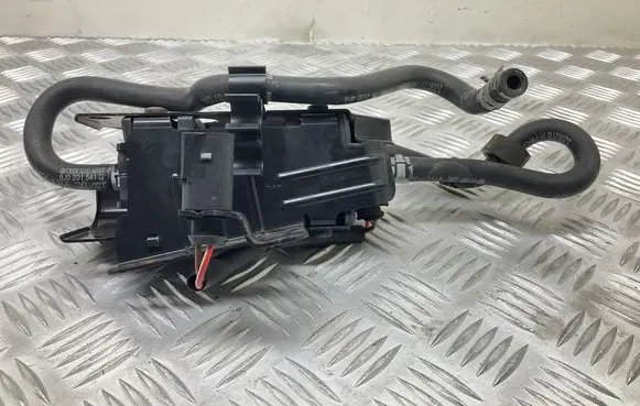 Audi TT TTS Mk2 Fuel injection high pressure pump 1K0906089A 8J0906257C 8J0201541G