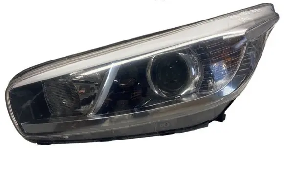 KIA Ceed Headlight/headlamp 92101A2010 L009A010NZD