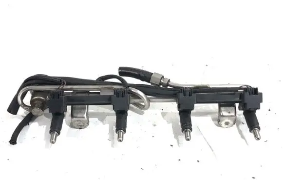 Fuel main line pipe