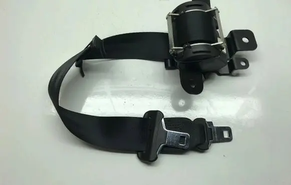 Nissan Qashqai Middle seatbelt (rear) 88854JD000