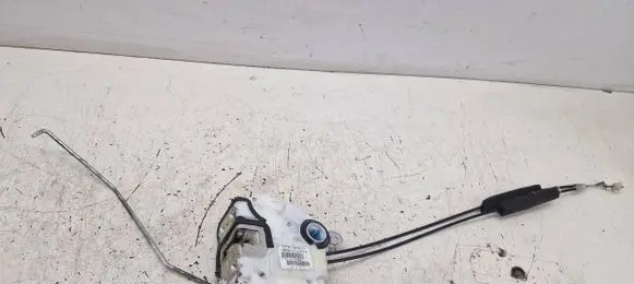 Honda CR-V Coupe door lock (next to the handle) 72151