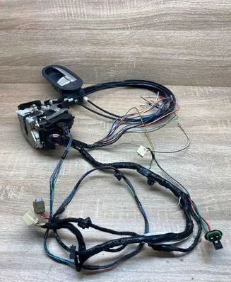Mitsubishi Colt Front door lock 8512A643 ANSEIDOORLOCK