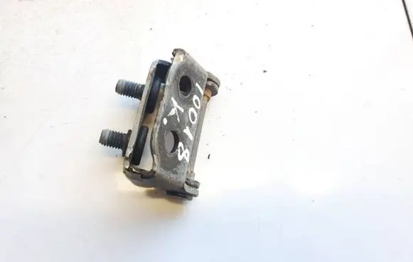 Mazda CX-7 Tailgate/trunk/boot hinge