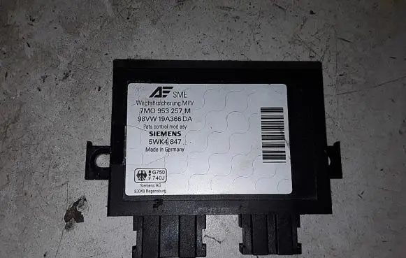 Ford Galaxy Immobilizer control unit/module 7MO953257M