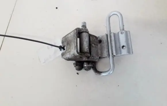 Audi A6 S6 C5 4B Rear door lower hinge 4B0833412B
