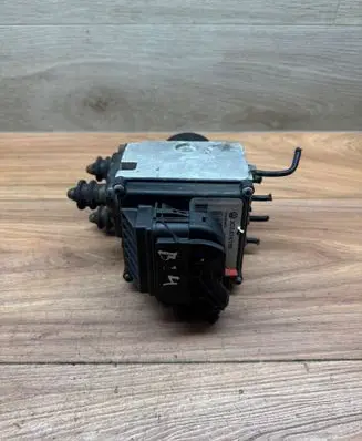 Volkswagen PASSAT B6 ABS Pump 3C0614109 16420301A 16420501