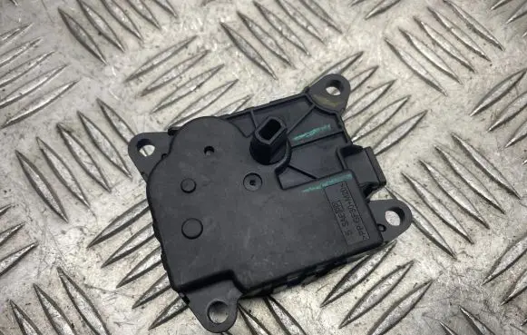 Mercedes-Benz X-class W470 A/C air flow flap actuator/motor 277323JC1B 0352 170616A