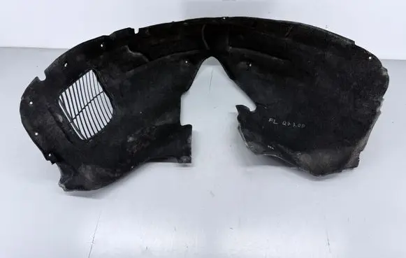 Audi Q7 4L Front wheel arch liner splash guards