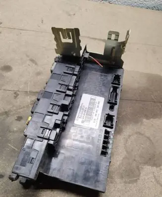 Mercedes-Benz C W203 Comfort/convenience module 2035450701 5DK00797420