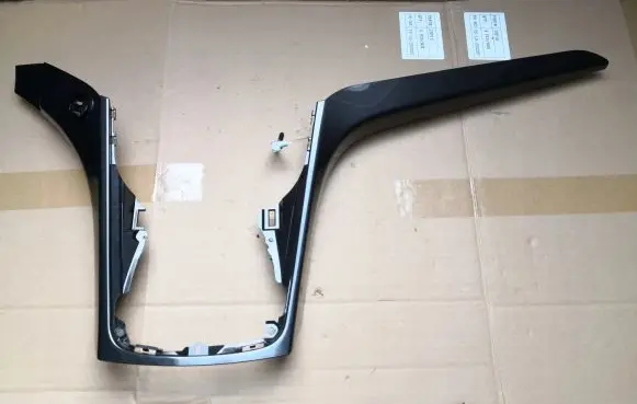 Ford Kuga II Dashboard center trim panel GV41S045H93AAW