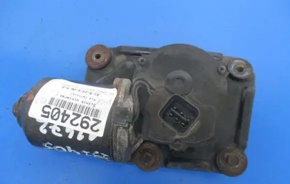 KIA Carnival Front wiper linkage and motor