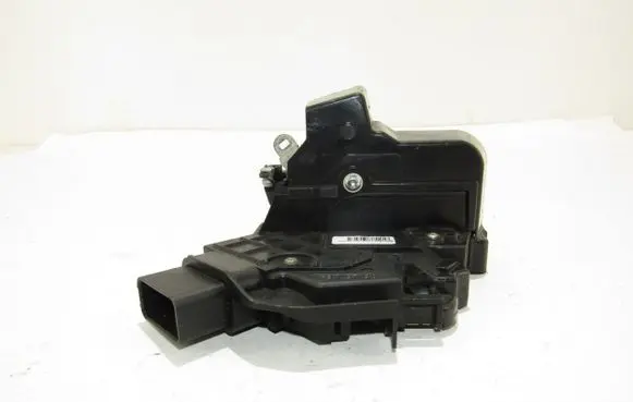 Ford Focus Front door lock 7M5AR21812AA