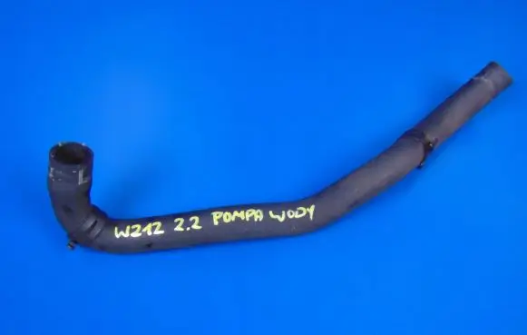 Mercedes-Benz E W212 Engine coolant pipe/hose