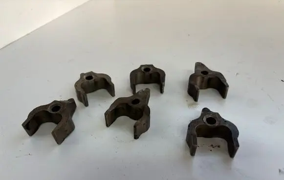 BMW 7 F01 F02 F03 F04 Fuel Injector clamp holder 