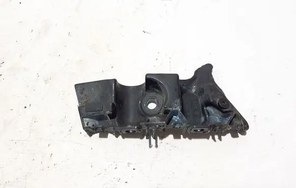 Renault Arkana Front bumper mounting bracket 622225554R