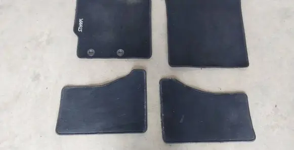 Toyota Yaris Car floor mat set PZ410B0358HA