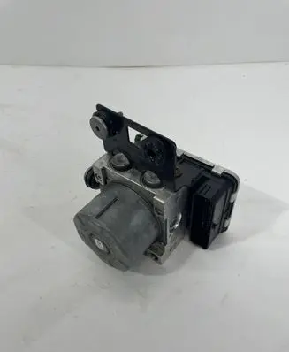 Renault Trafic III (X82) ABS Pump 476609561R 284J72362R 622B2501A0E