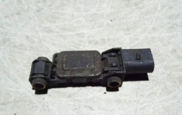Audi A4 S4 B6 8E 8H Airbag deployment crash/impact sensor 8E0959651