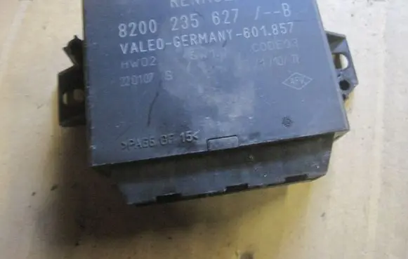 Renault Espace IV Parking PDC control unit/module 8200235627