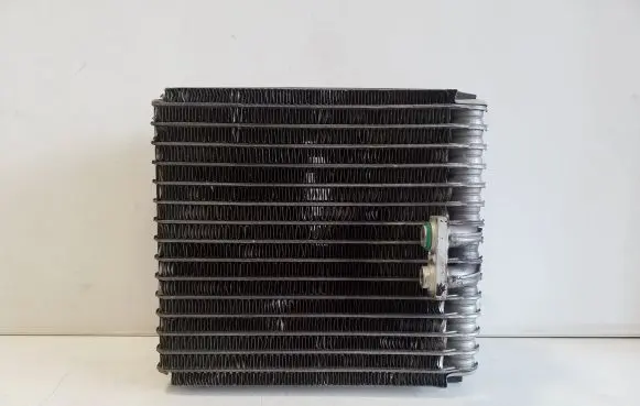 Air conditioning (A/C) radiator (interior)