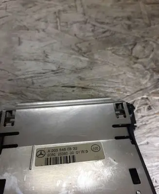 Mercedes-Benz C W203 Parking PDC sensor display screen A2035450332