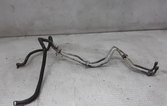 Power steering hose/pipe/line