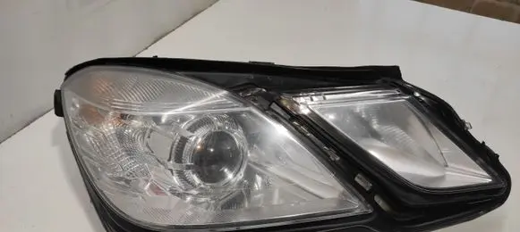 Mercedes-Benz E W212 Headlight/headlamp A2128200261