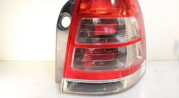 Opel Zafira B Rear/tail lights