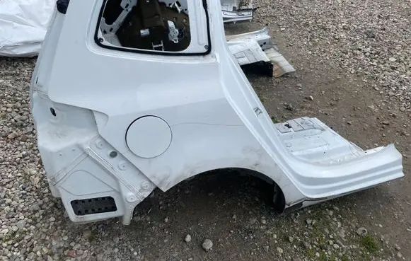 Opel Zafira C Rear quarter panel 