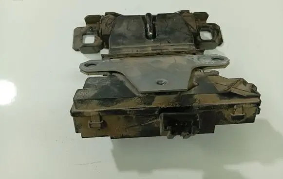 Ford C-MAX I Tailgate/trunk/boot lock/catch/latch 