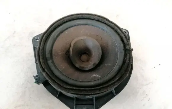 Toyota Corolla E120 E130 Front door speaker 8616002370 86160-02370
