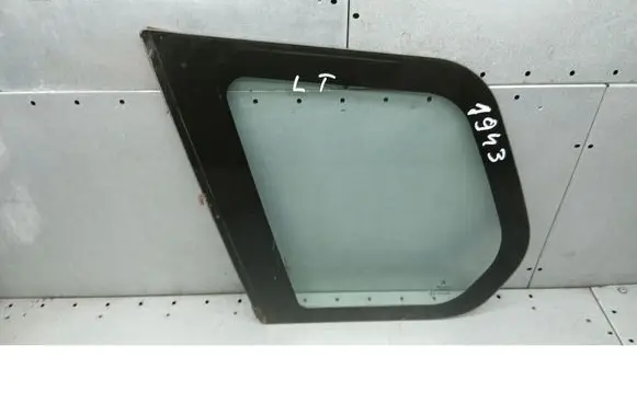 Mitsubishi Space Star Rear side window