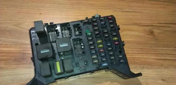Ford Mondeo Mk III Fuse box set 4S7T14A073AA 4S7T-14A073-AA