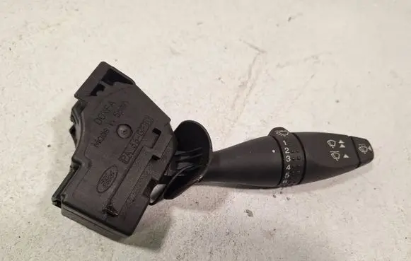 Ford Mondeo Mk III Wiper control stalk