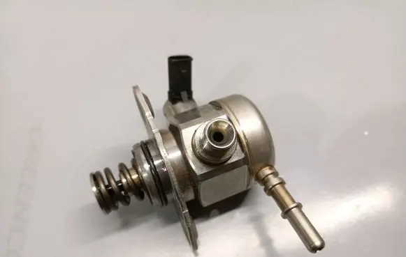 KIA Niro Fuel injection high pressure pump 3532003AC0