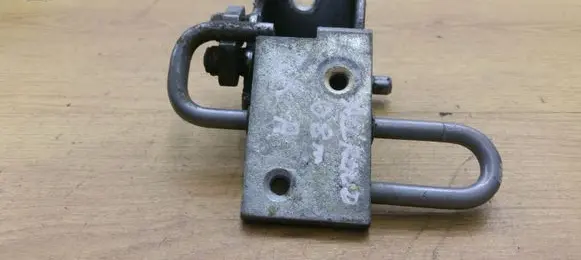 Audi A6 Allroad C6 Rear door lower hinge
