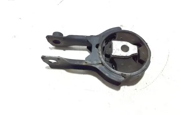 Mazda CX-3 Engine mount bracket DA6T39040