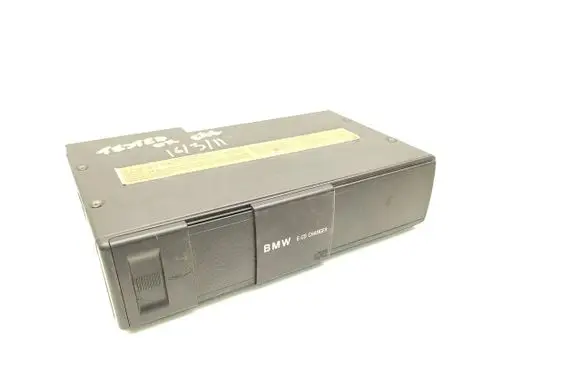 BMW X5 E53 CD/DVD changer 8361584