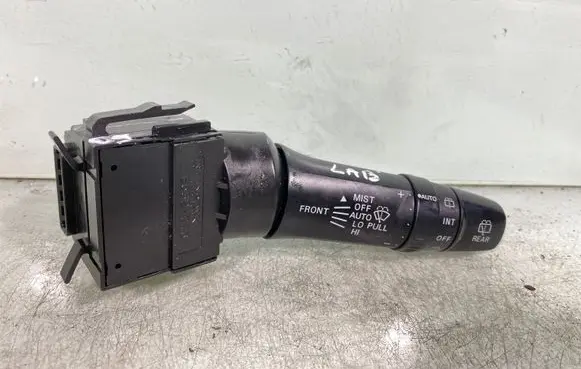 Mitsubishi Outlander Wiper control stalk E532016